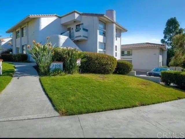 2306 Altisma Way 213, Carlsbad