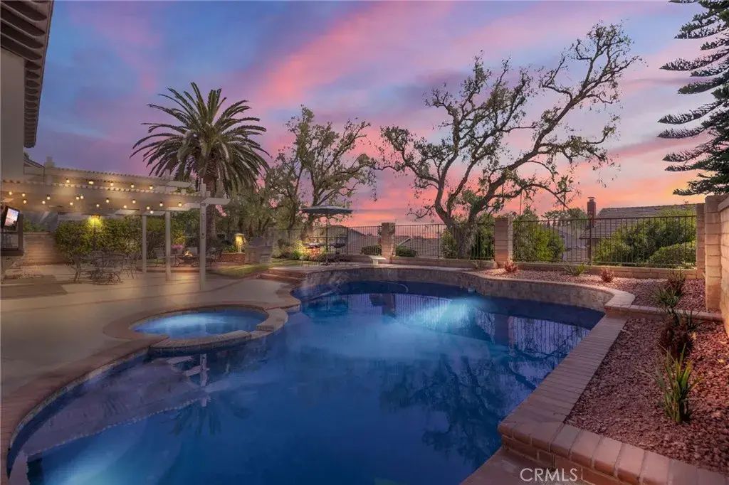 21162 Via Lugo, Yorba Linda