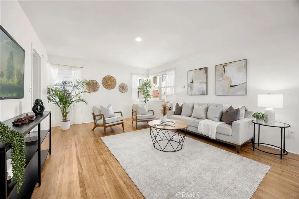719 S Walnut, Brea