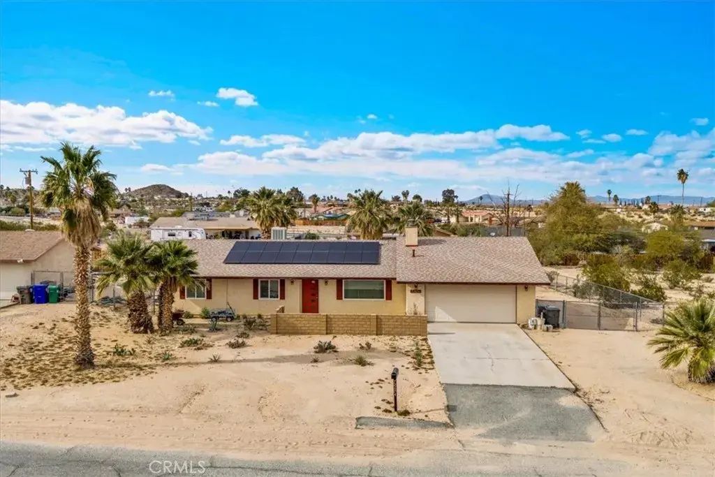 72674 Granite, 29 Palms