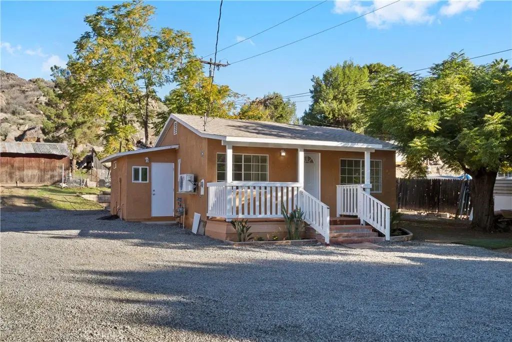 32476 W State Highway 74, Hemet