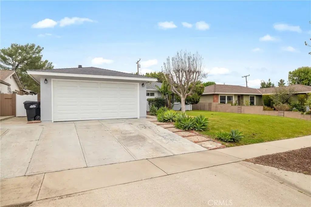 11915 Tigrina, Whittier