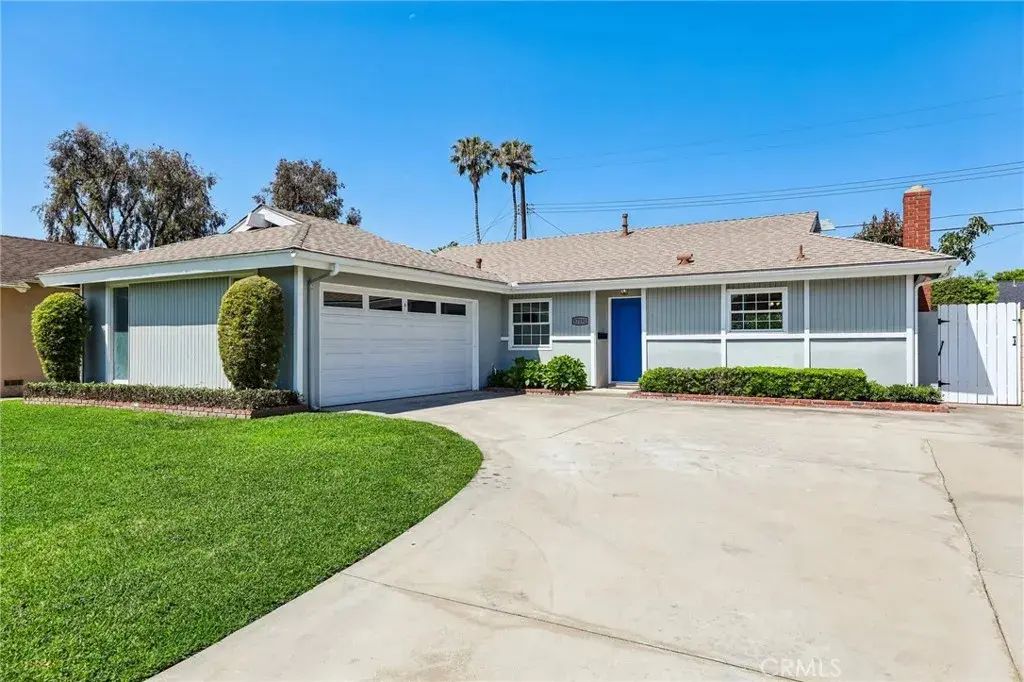 17191 Kampen Lane, Huntington Beach