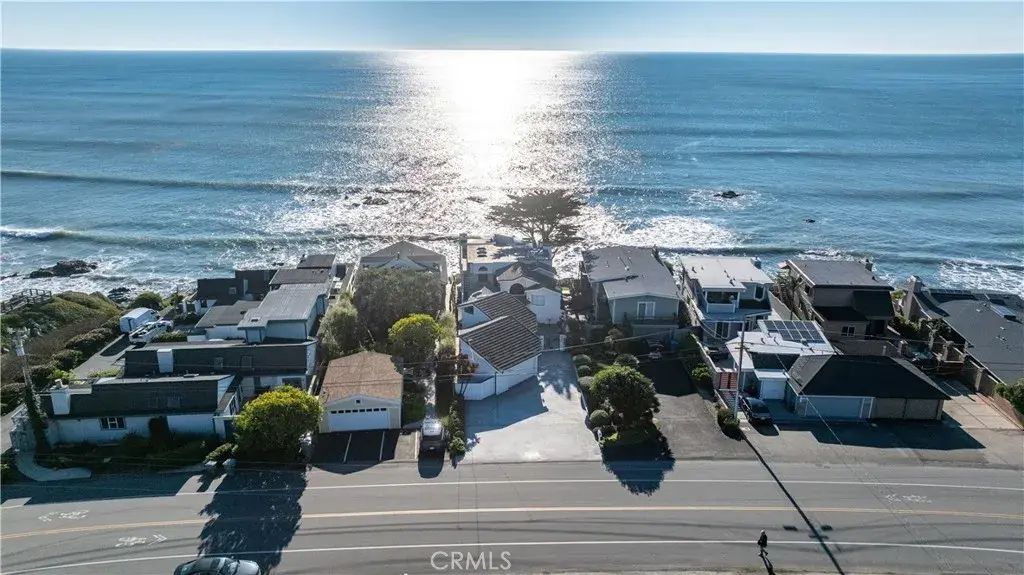 268 Pacific, Cayucos