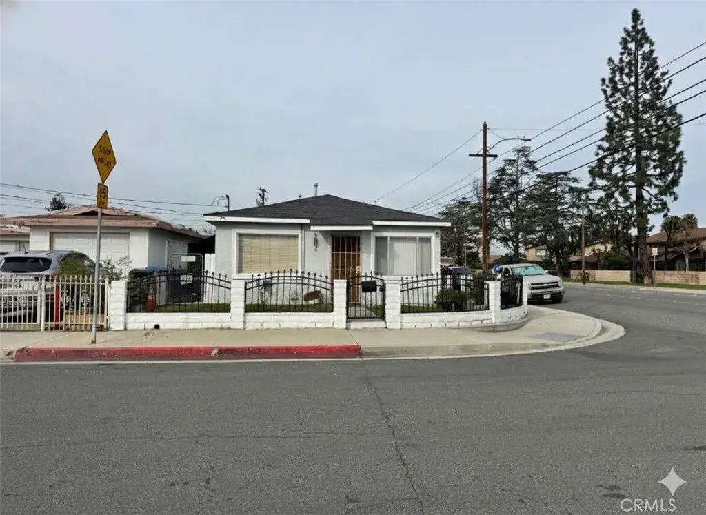 13947 Downey, Paramount