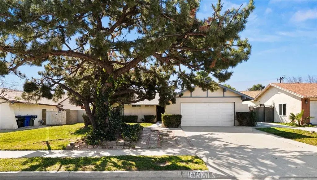 1469 W Marshall Boulevard, San Bernardino