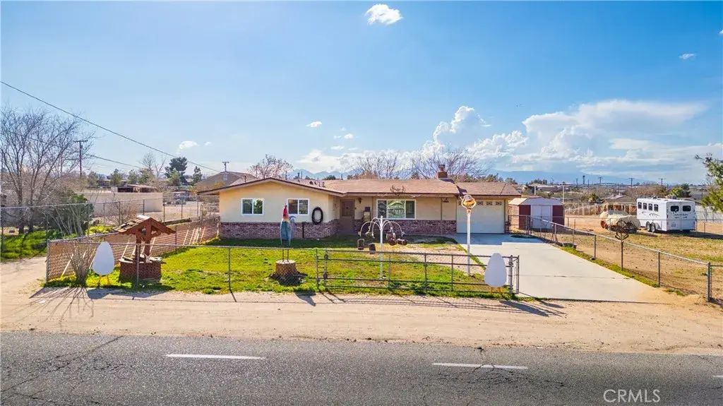 10872 Peach Avenue, Hesperia