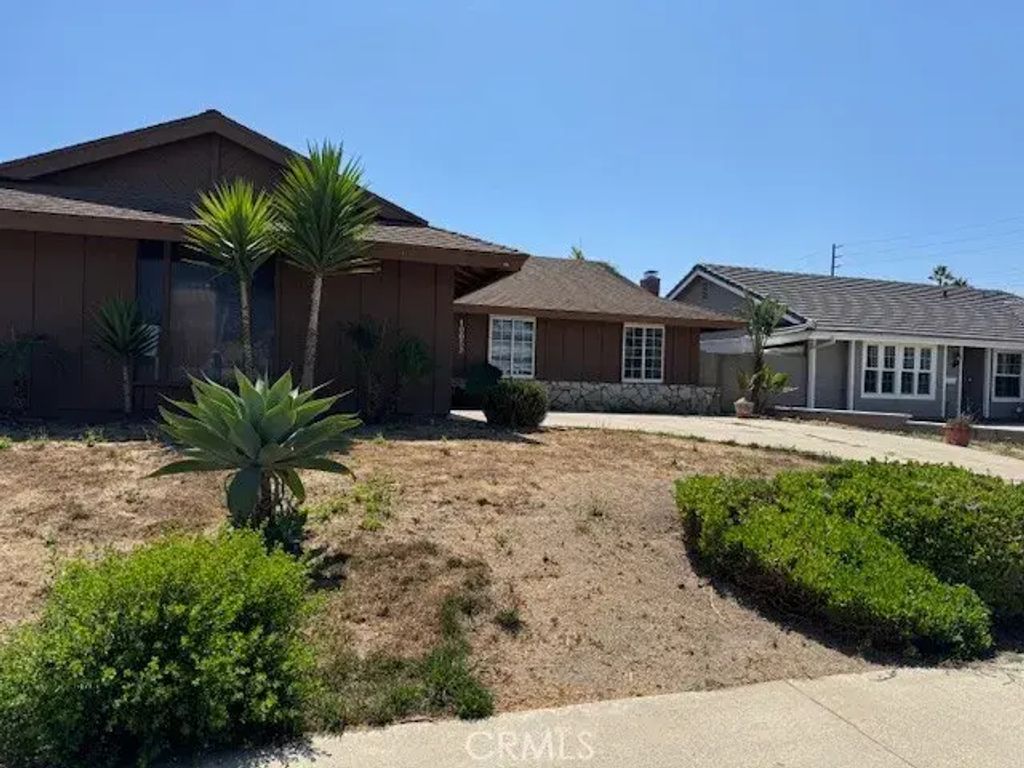10052 Cliff, Huntington Beach