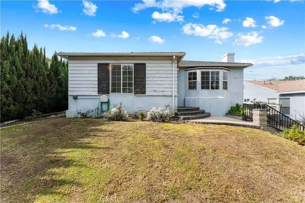 2617 Westminster, Alhambra