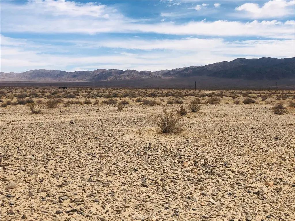 5 Montgomery, 29 Palms