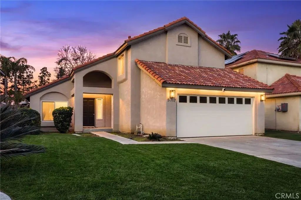 5717 Willowcrest Street, Bakersfield