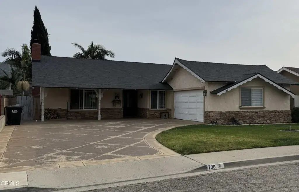 736 Center Lane, Santa Paula