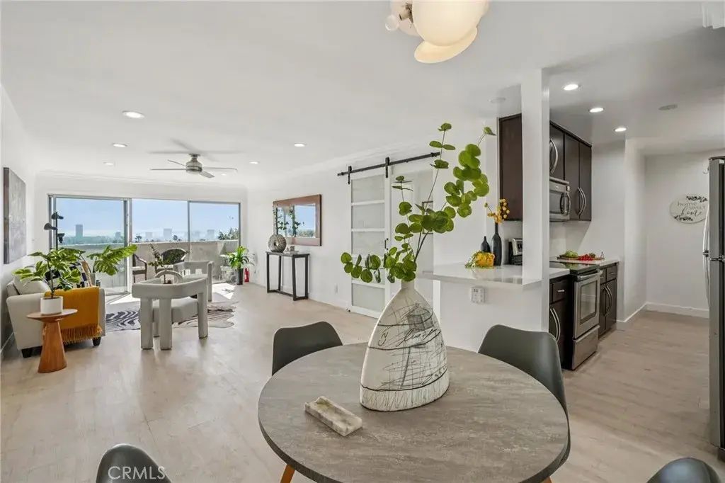 8400 De Longpre Ave #314, West Hollywood