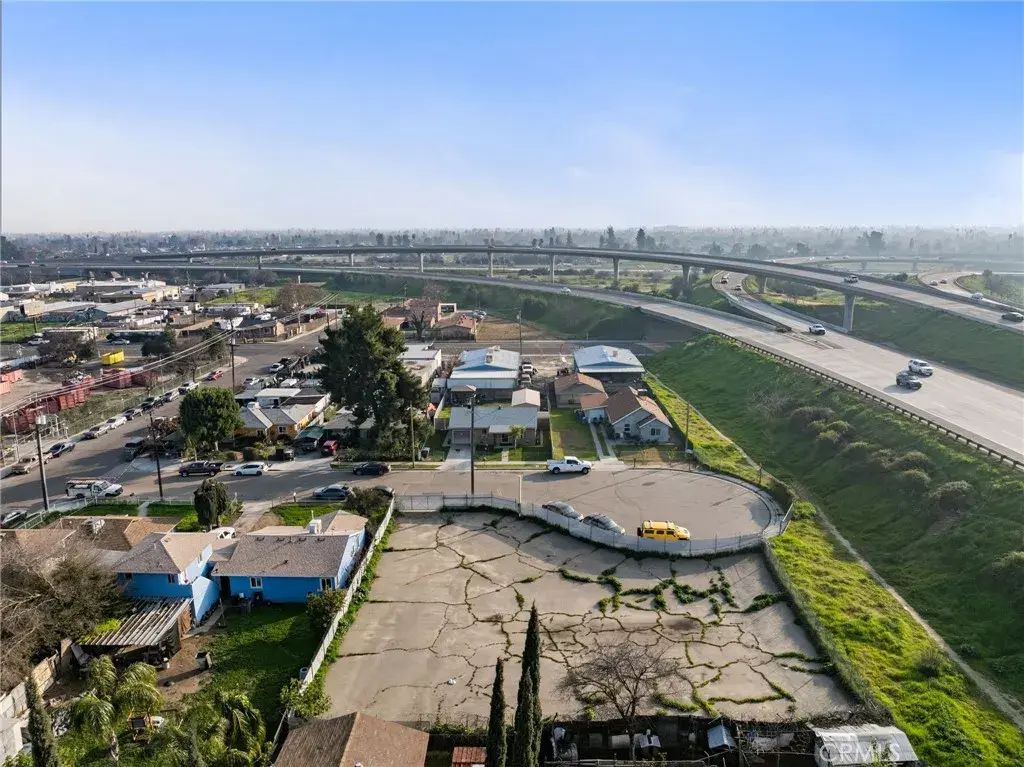 4531 E Hammond, Fresno