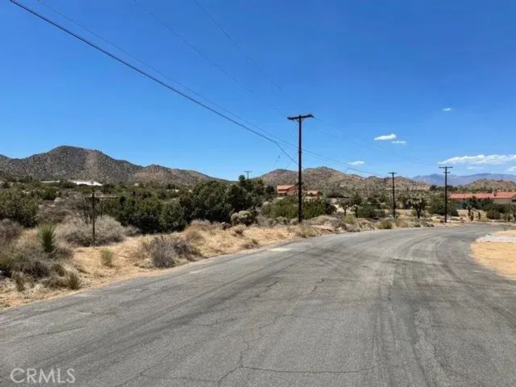 Carmelita, Yucca Valley