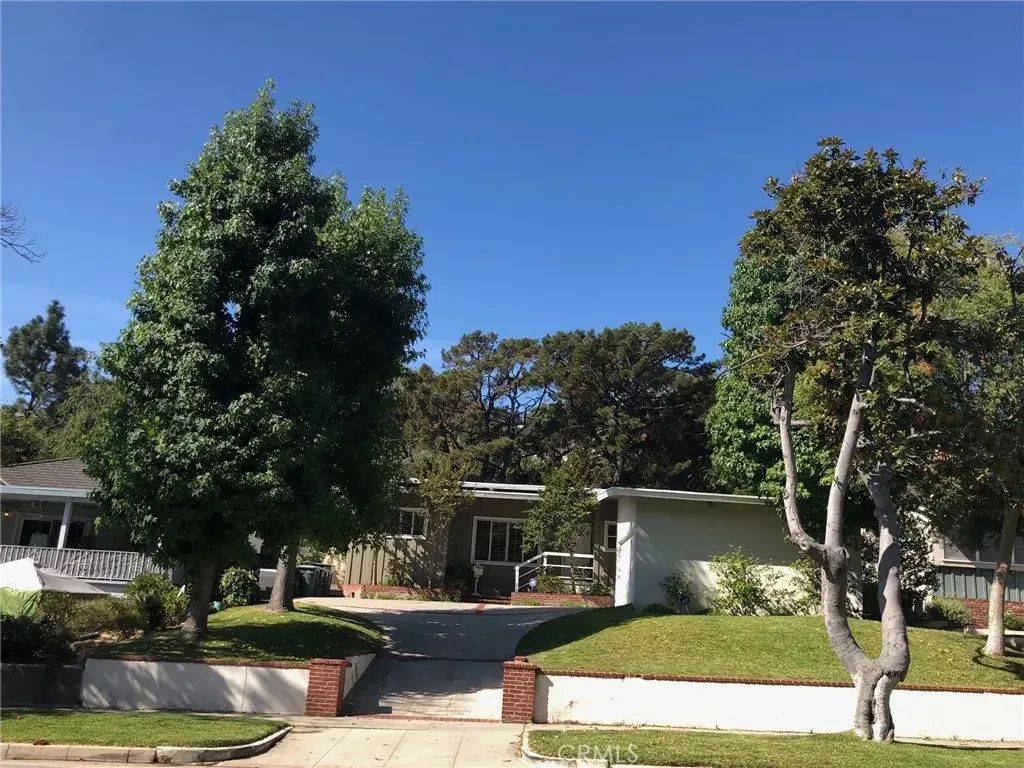 285 Avenue 64, Pasadena