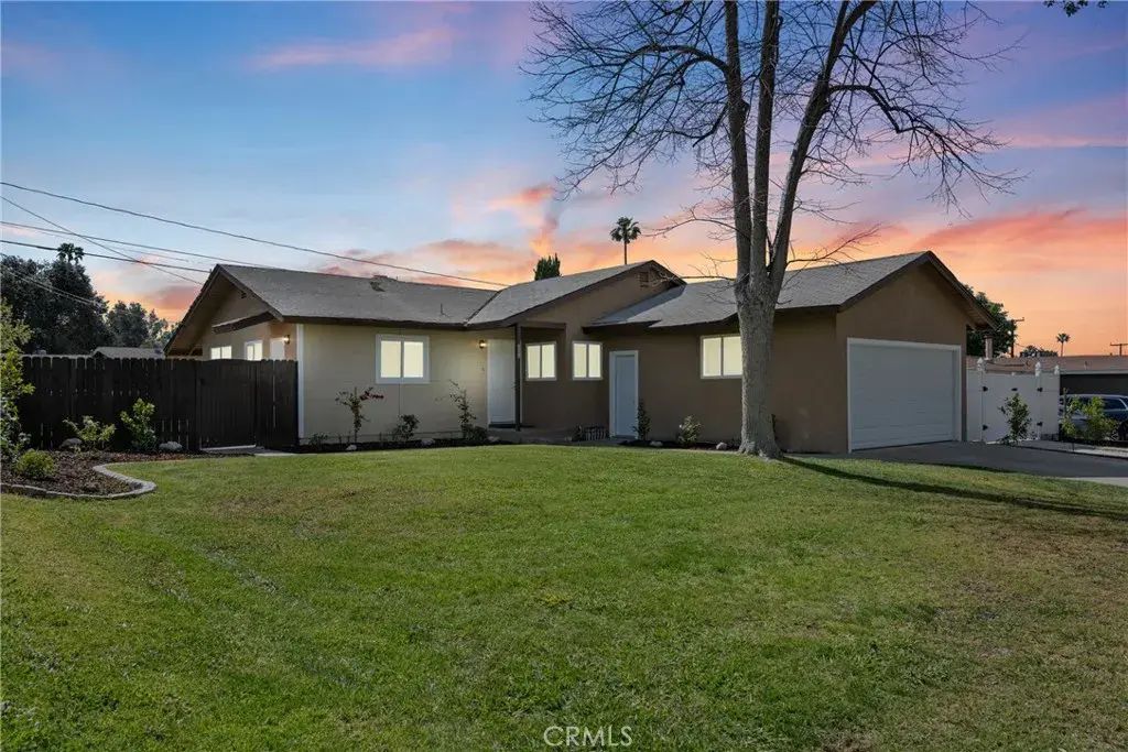 2994 David, Riverside