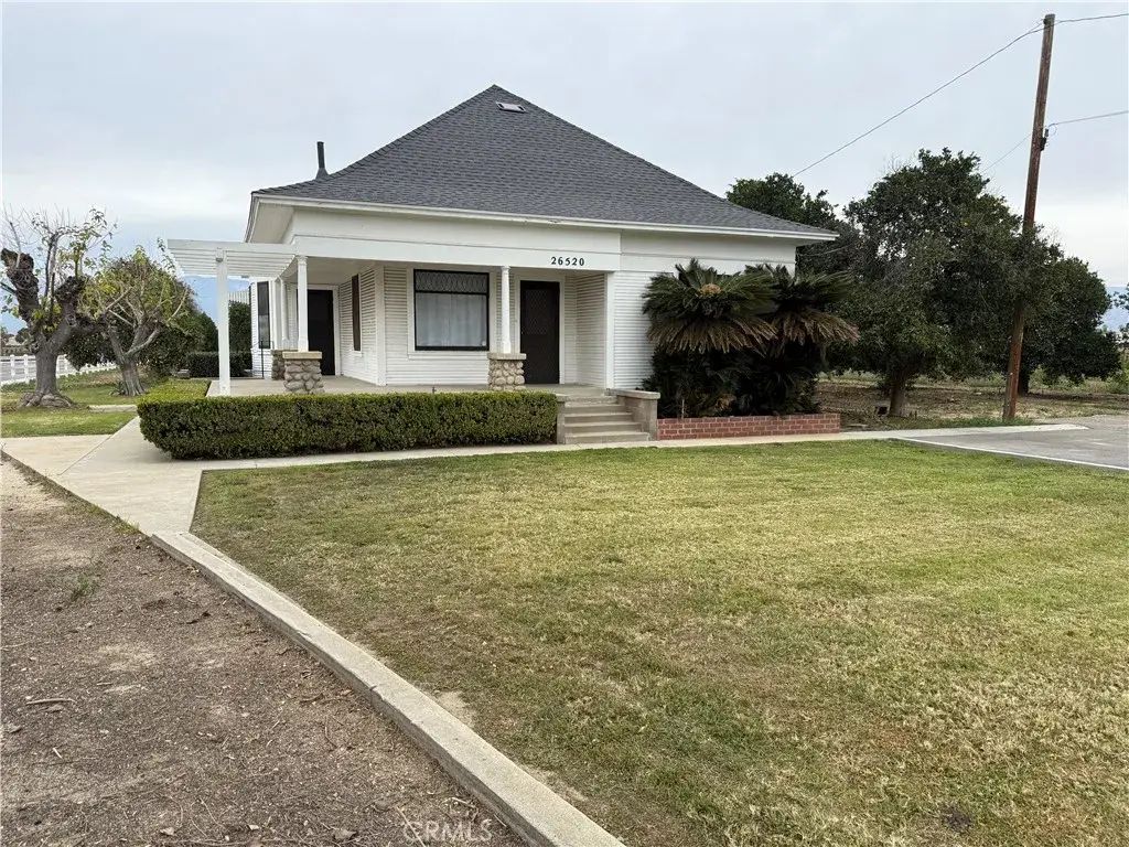 26520 Orange Avenue, Redlands