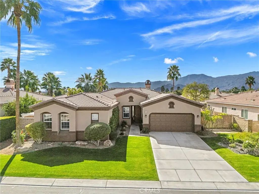 79851 Parkway Esplanade North, La Quinta