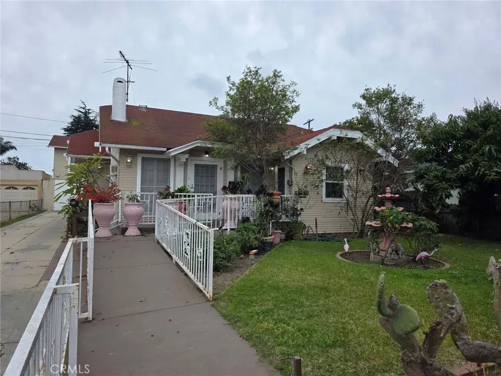 3100 Walnut, Huntington Park
