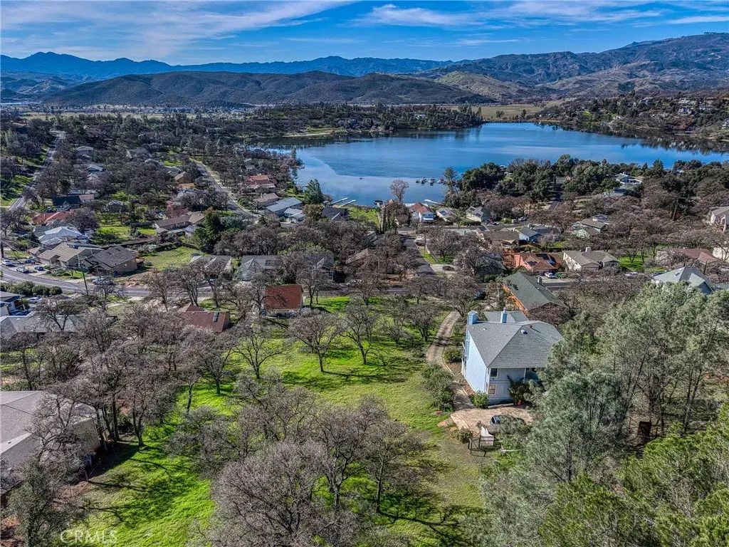 18954 Deer Hill, Hidden Valley Lake