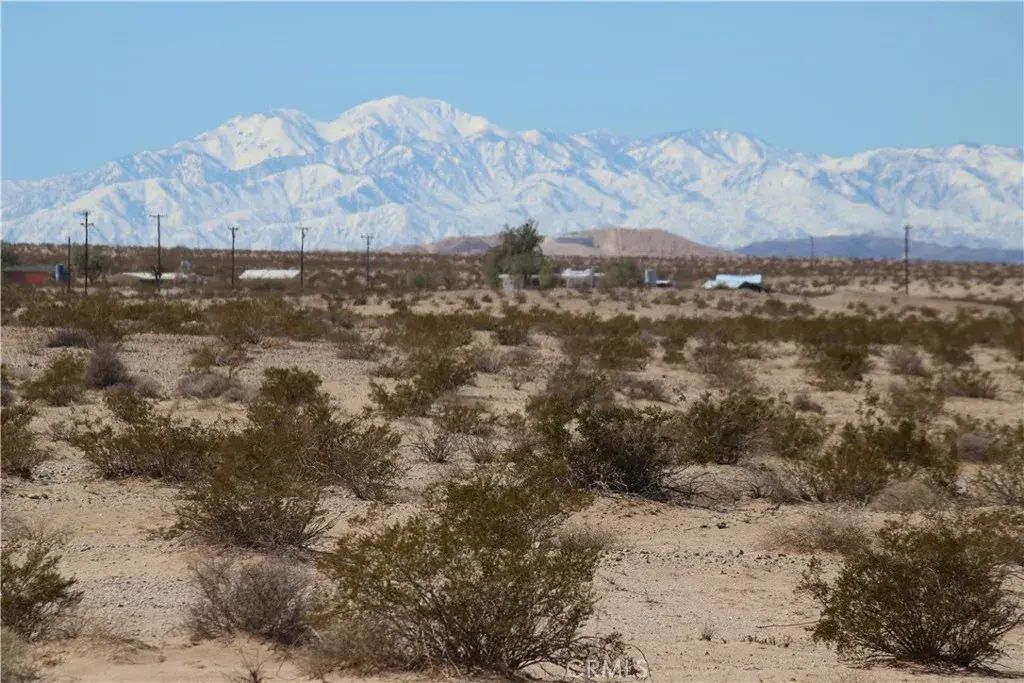 5 Topaz, 29 Palms