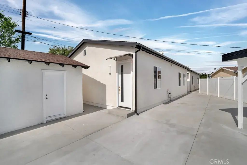 10327 Wish 1/2, Granada Hills