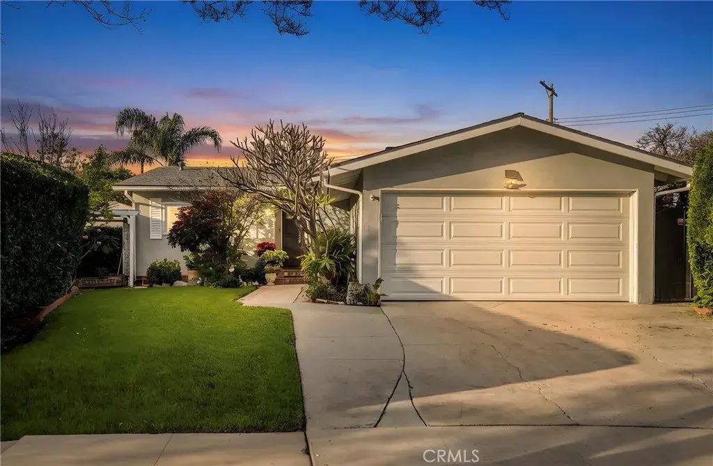 19016 Runnymede, Reseda