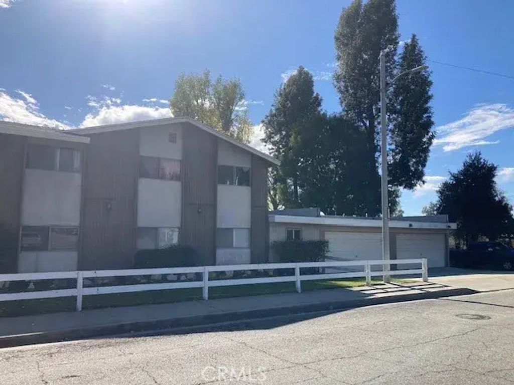 4465 Bonnie Brae, Montclair