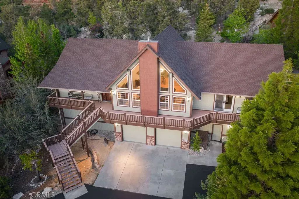 305 Starlight Circle, Big Bear Lake
