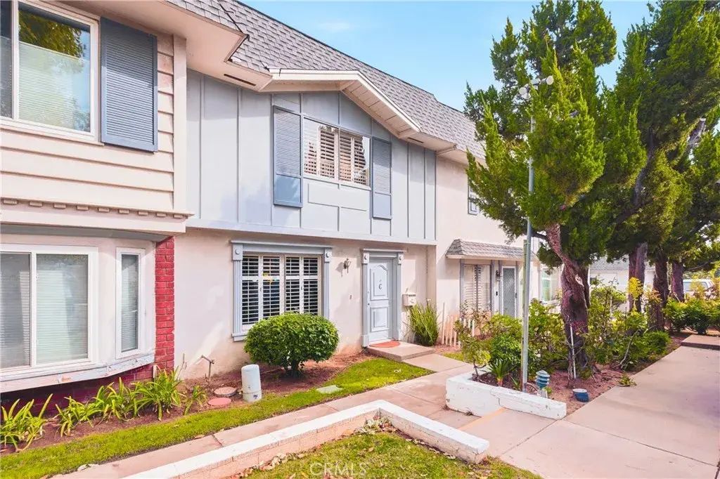 20721 Lemarsh C, Chatsworth