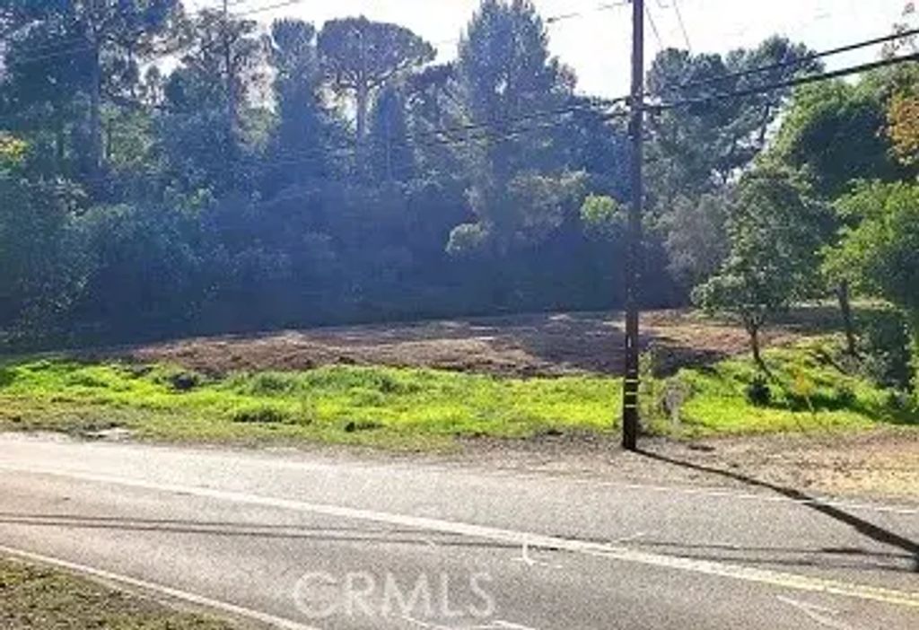 79 Eastfield, Rolling Hills
