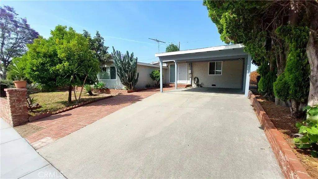 8649 Cantaloupe Avenue, Panorama City