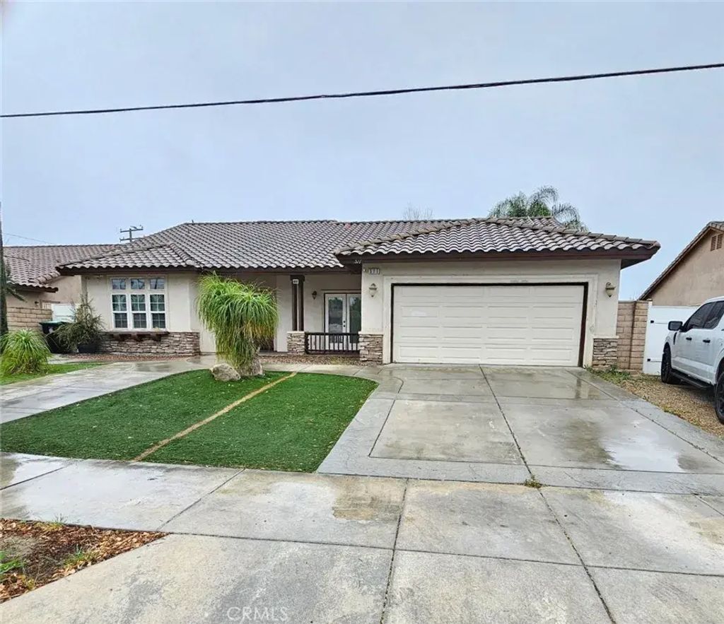 511 N Girard, Hemet