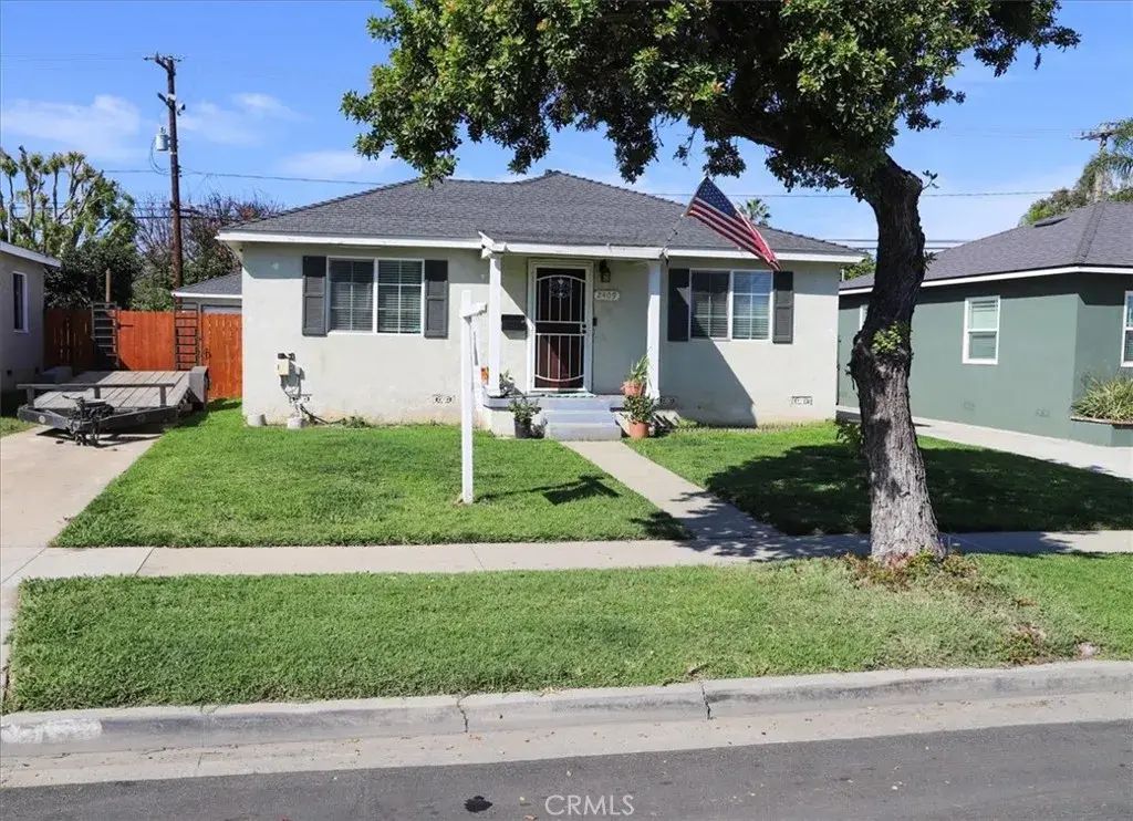 2409 Pepperwood, Long Beach