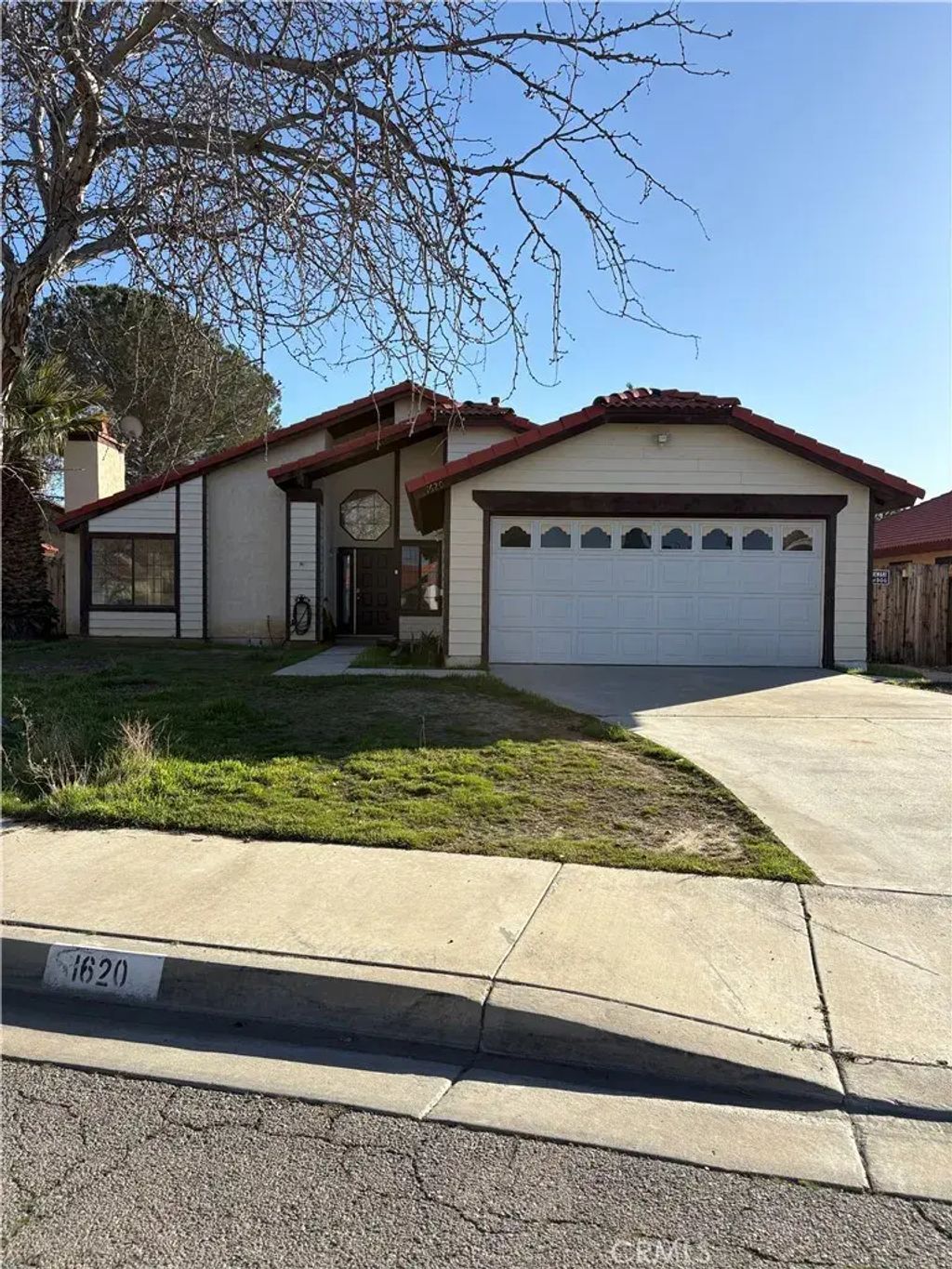 1620 E Lingard, Lancaster