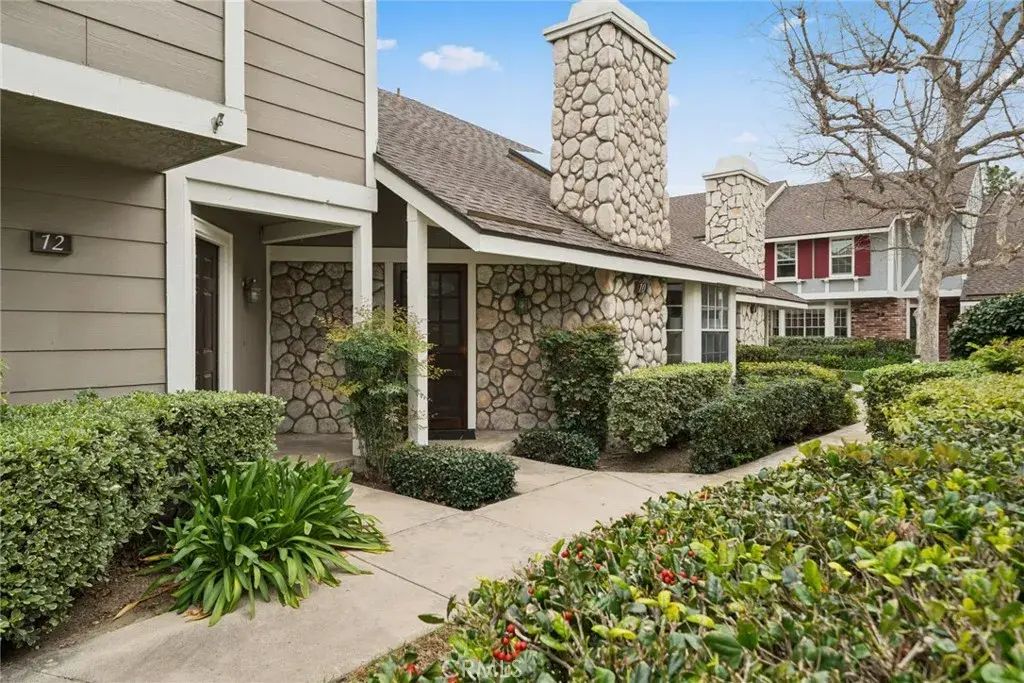 10 Prescott, Irvine