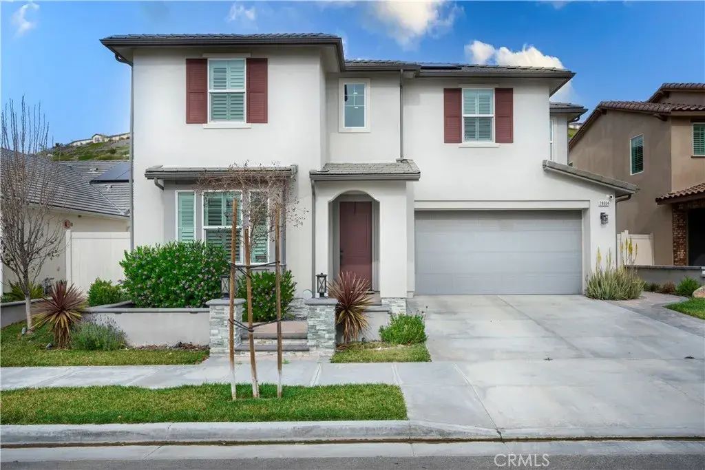 28604 Foothill, Saugus
