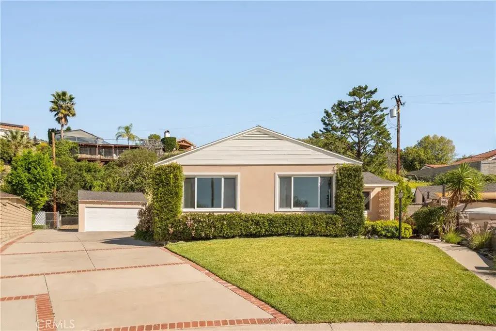 2324 Harold Circle, Burbank