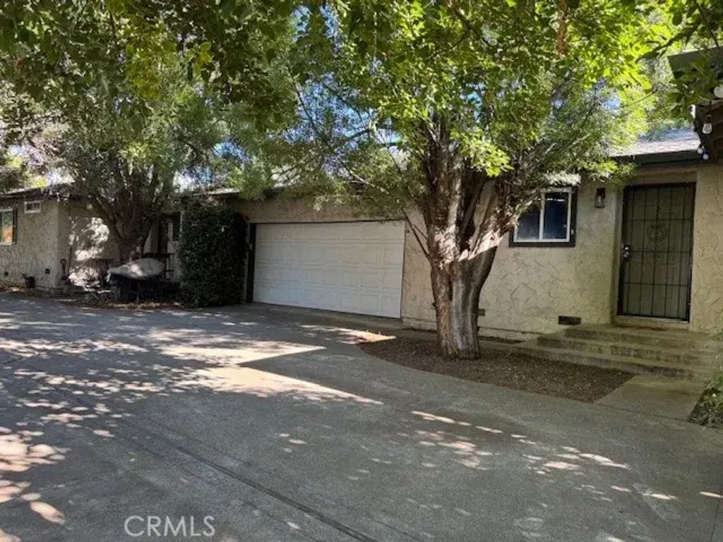 1022 Linden, Chico
