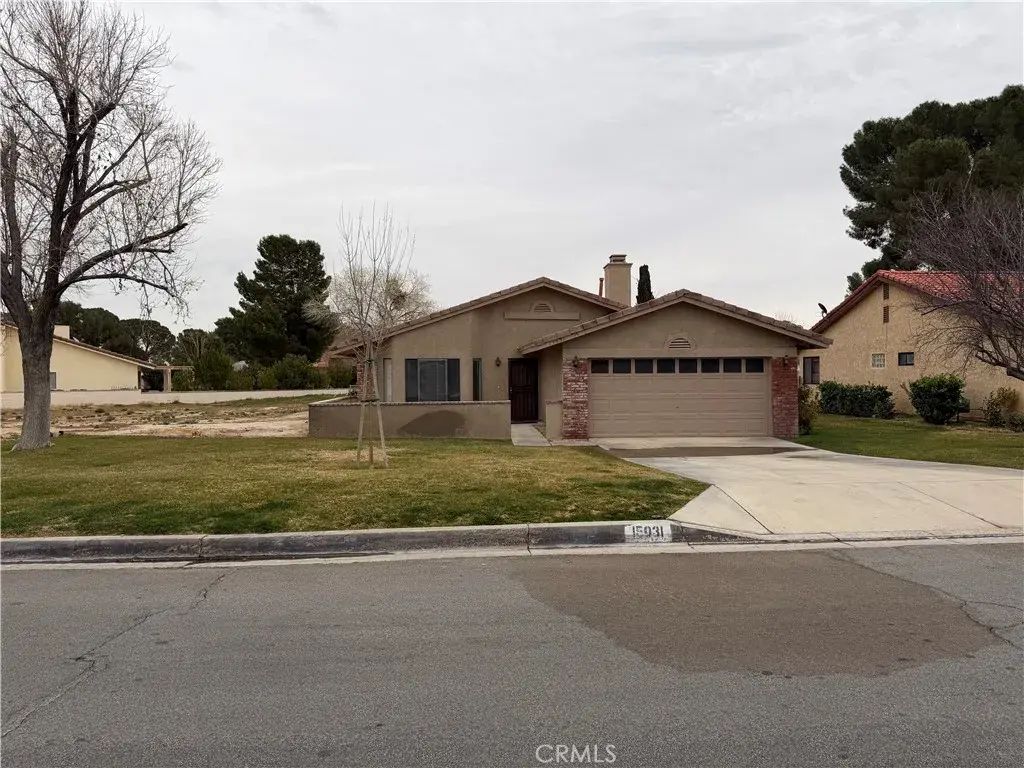 15031 Blue Grass, Helendale