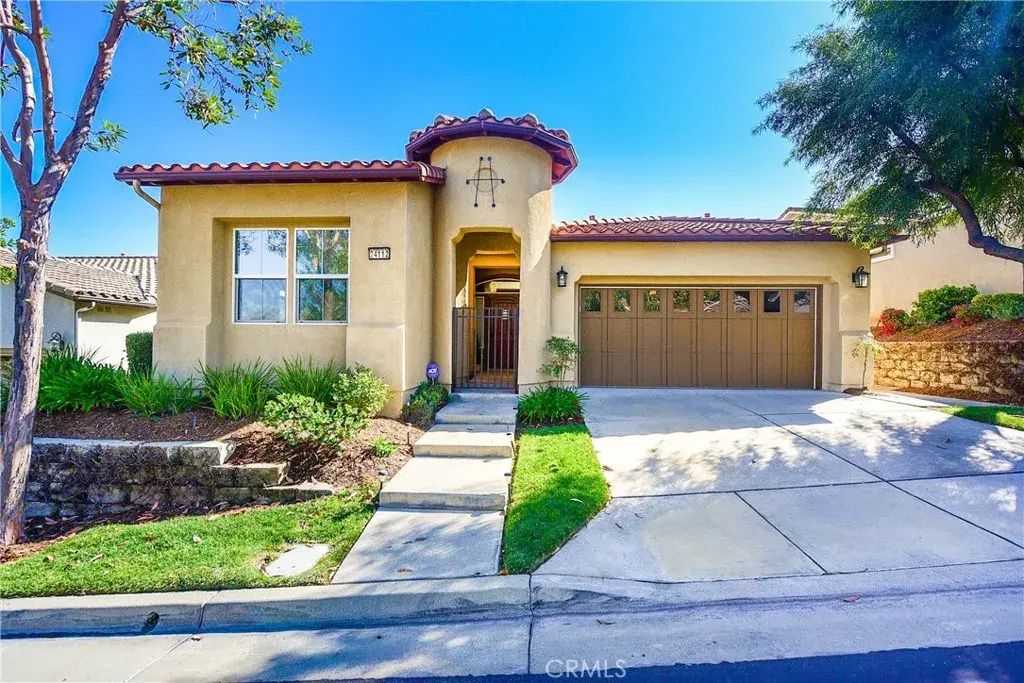24112 Augusta, Corona