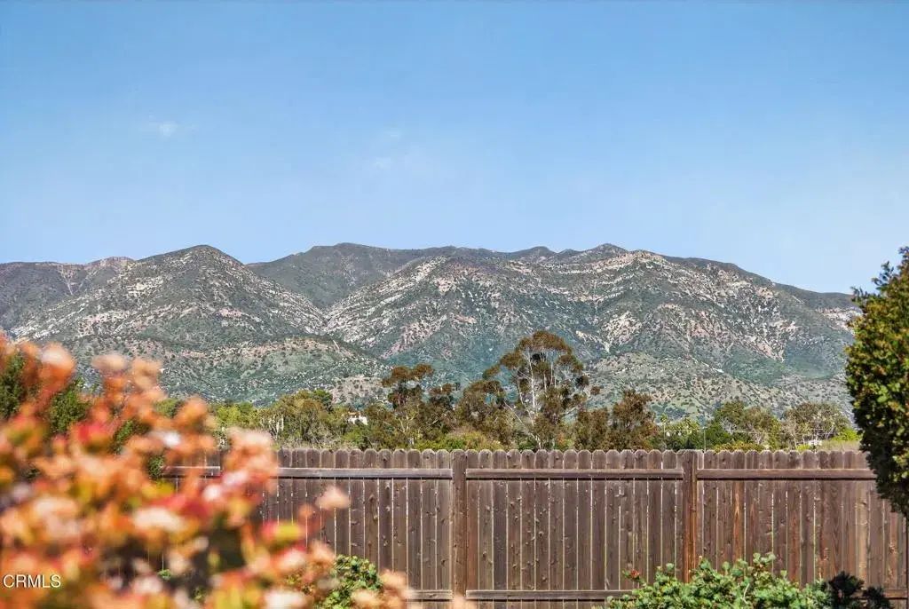 1318 La Paz Drive, Ojai