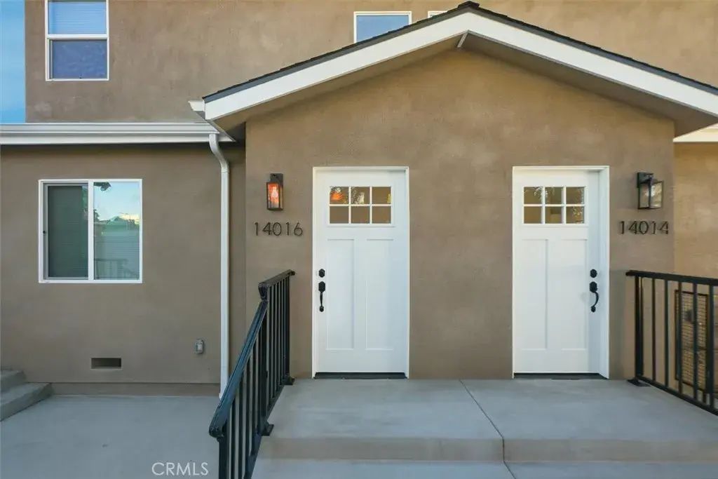 14016 Hubbard Street, Sylmar