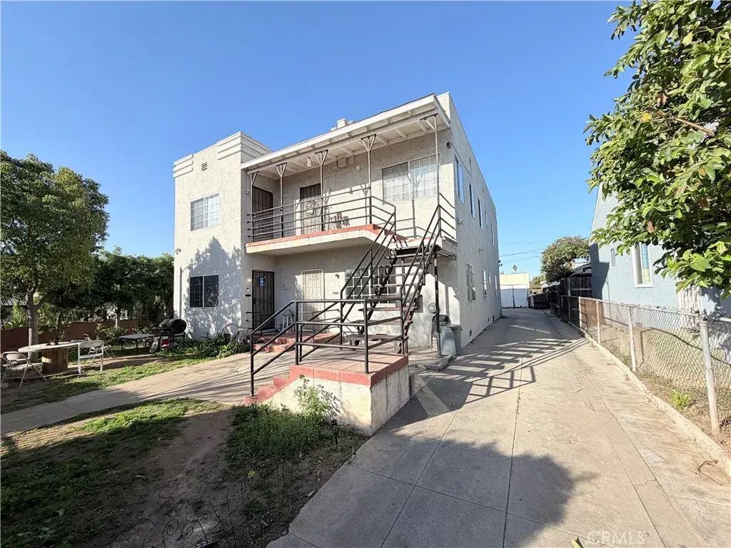 707 Harding Ave, Los Angeles