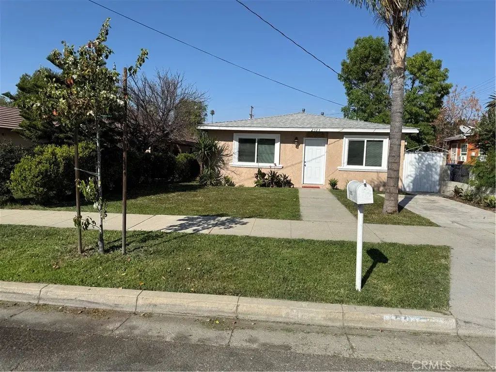 2315 11th Street, Riverside