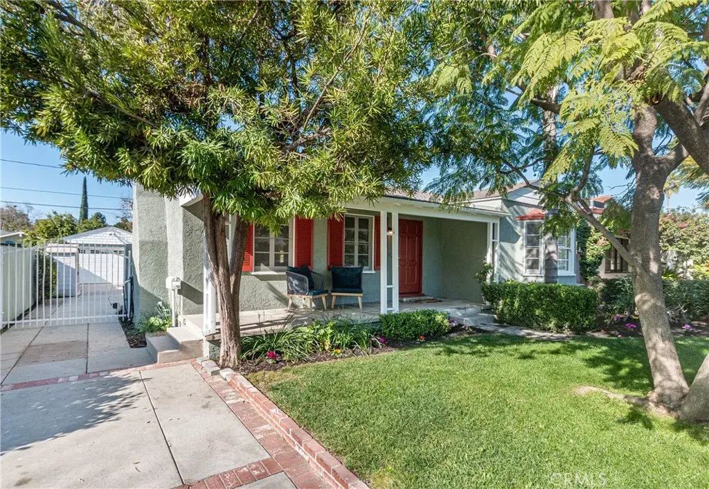 625 N Naomi, Burbank