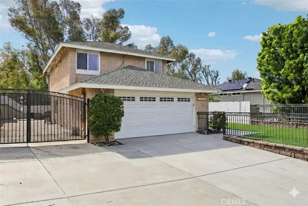 27172 Valleymont Rd., Lake Forest