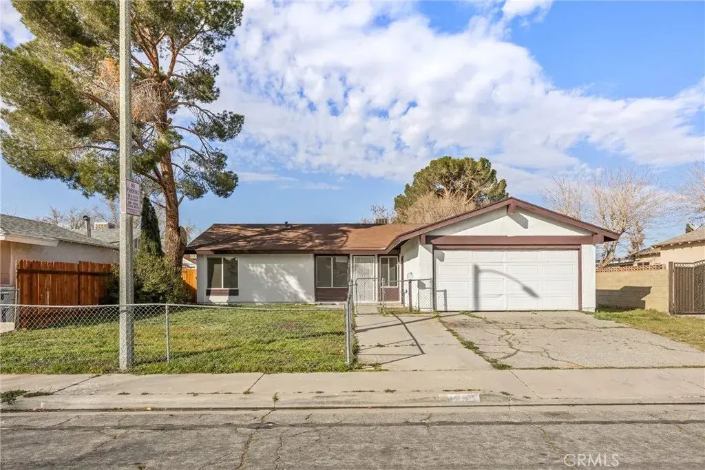 3521 W Avenue K13, Lancaster