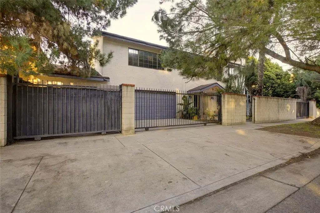 5802 Colfax Avenue, North Hollywood